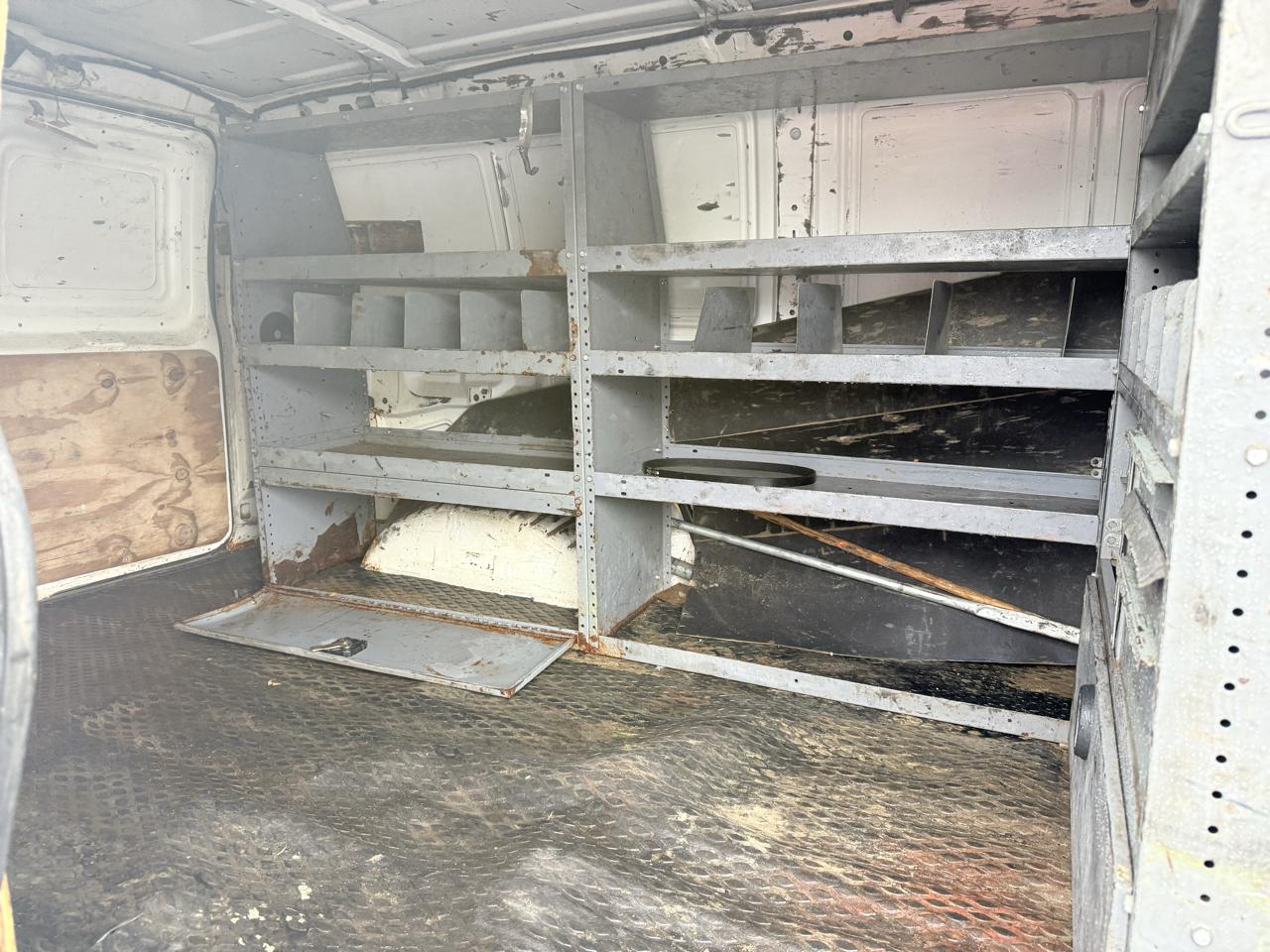 Ford Econoline Cargo Van E-350 Super Duty Recreational 2011