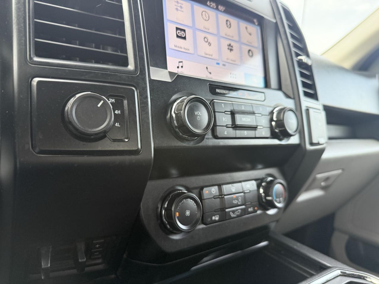 Ford F-150 Lariat 4WD SuperCrew 5.5' Box 2019