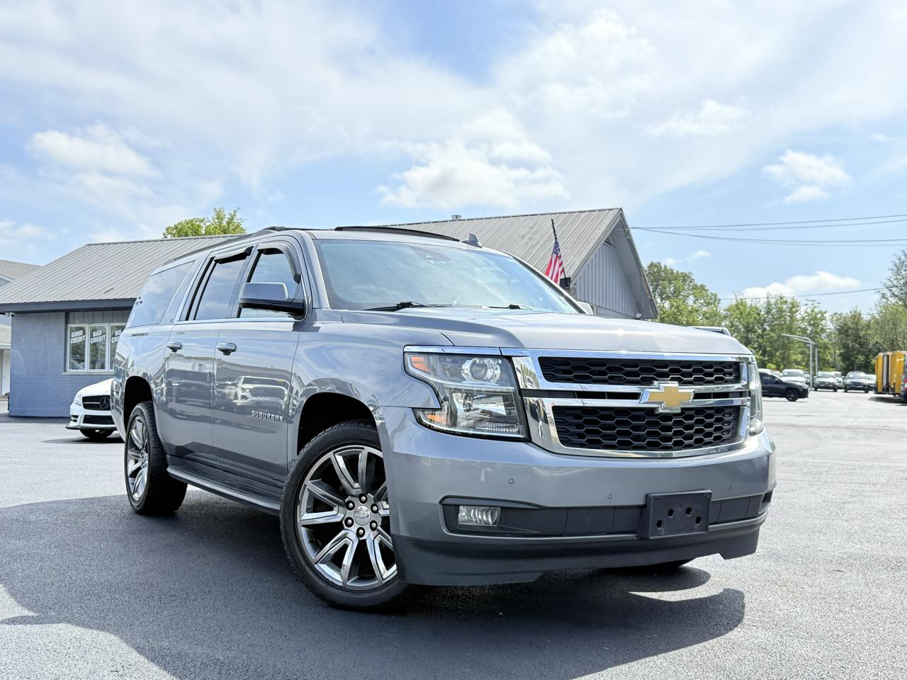 2020 Chevrolet Suburban 4WD 4dr LT