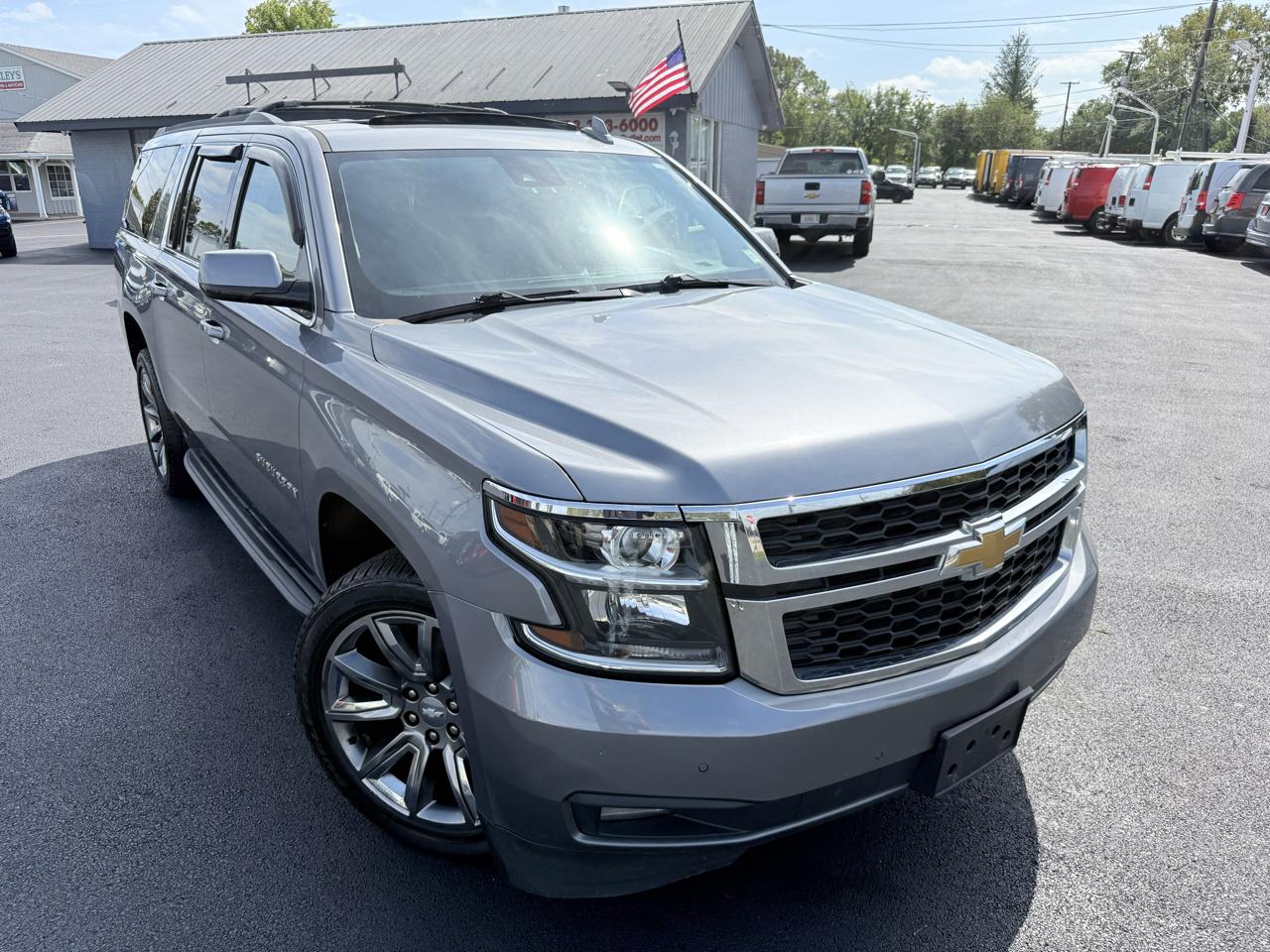 Chevrolet Suburban 4WD 4dr LT 2020