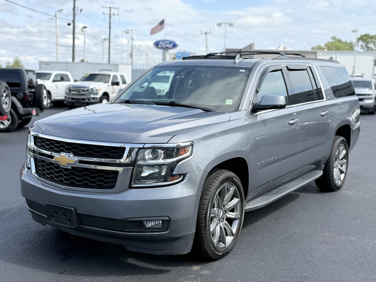 Chevrolet Suburban 4WD 4dr LT 2020