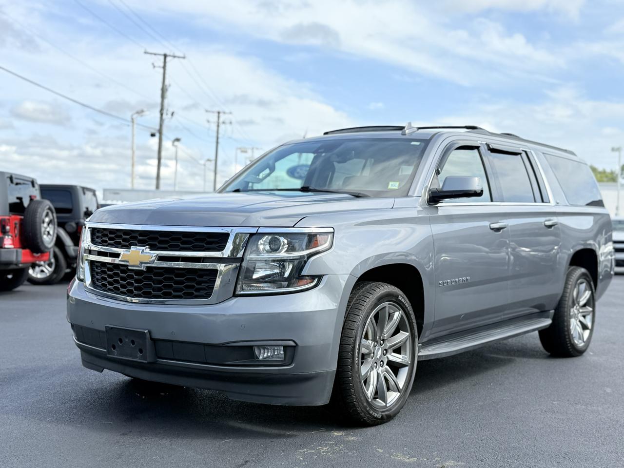 Chevrolet Suburban 4WD 4dr LT 2020