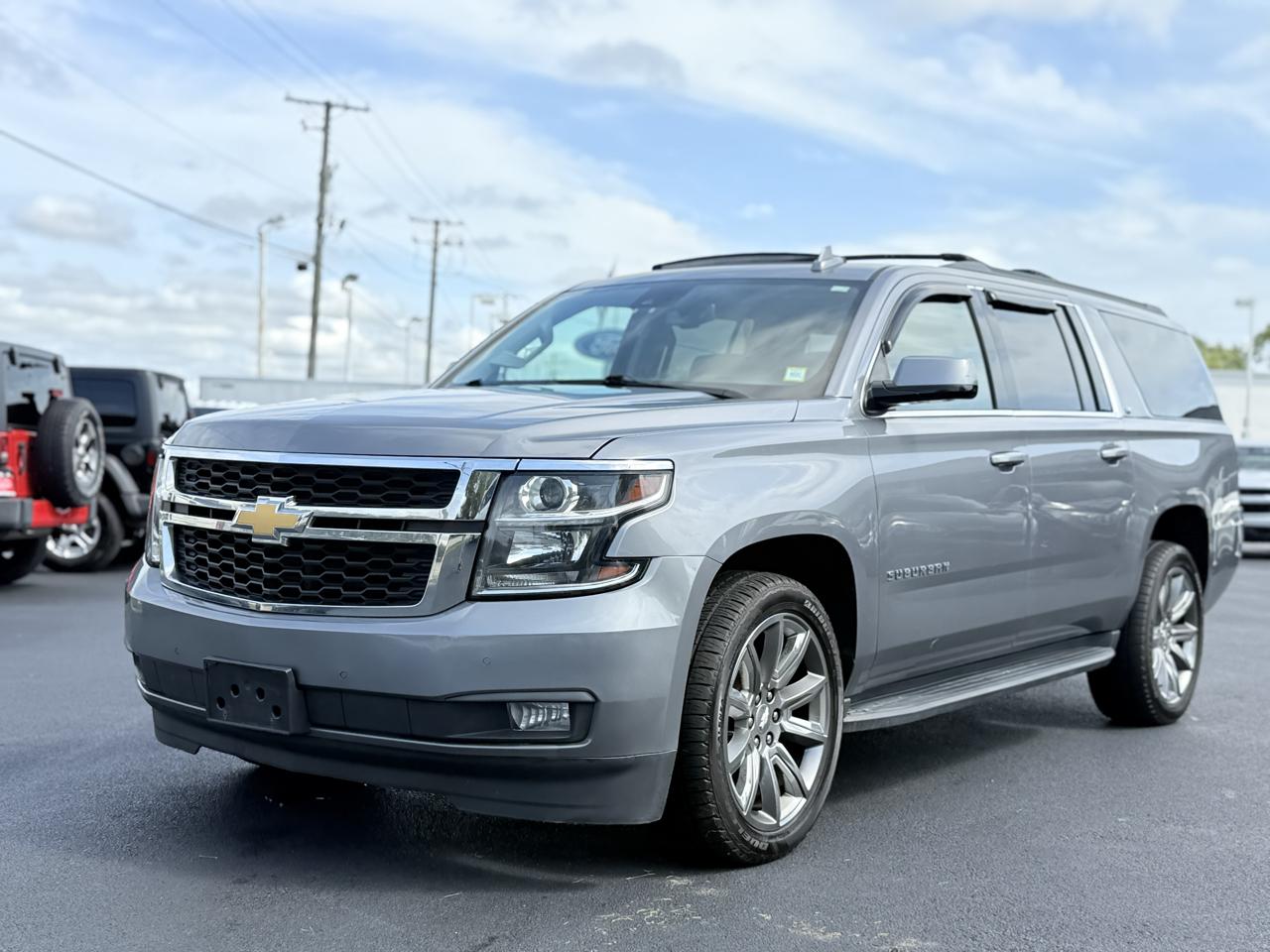Chevrolet Suburban 4WD 4dr LT 2020