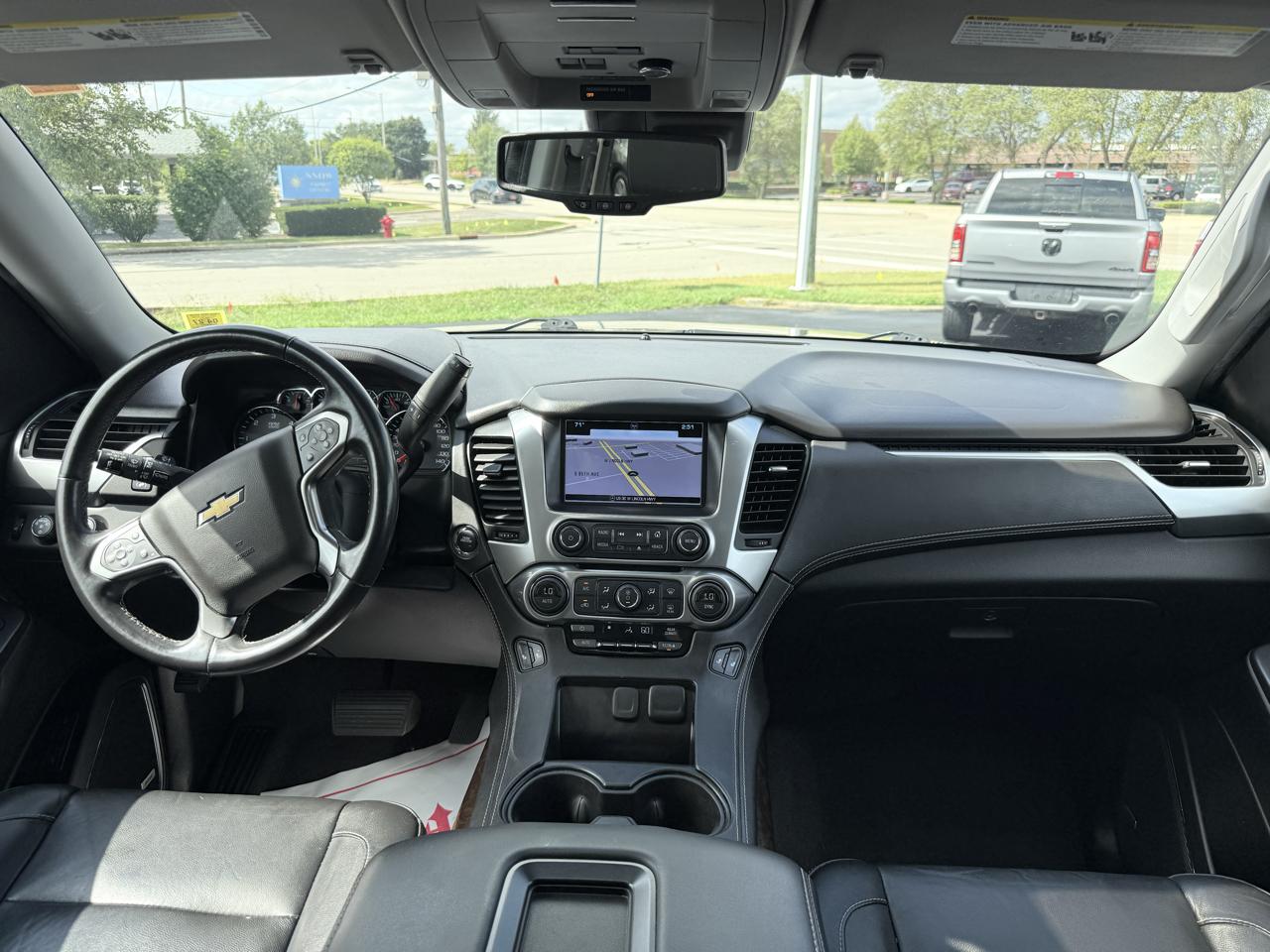 Chevrolet Suburban 4WD 4dr LT 2020