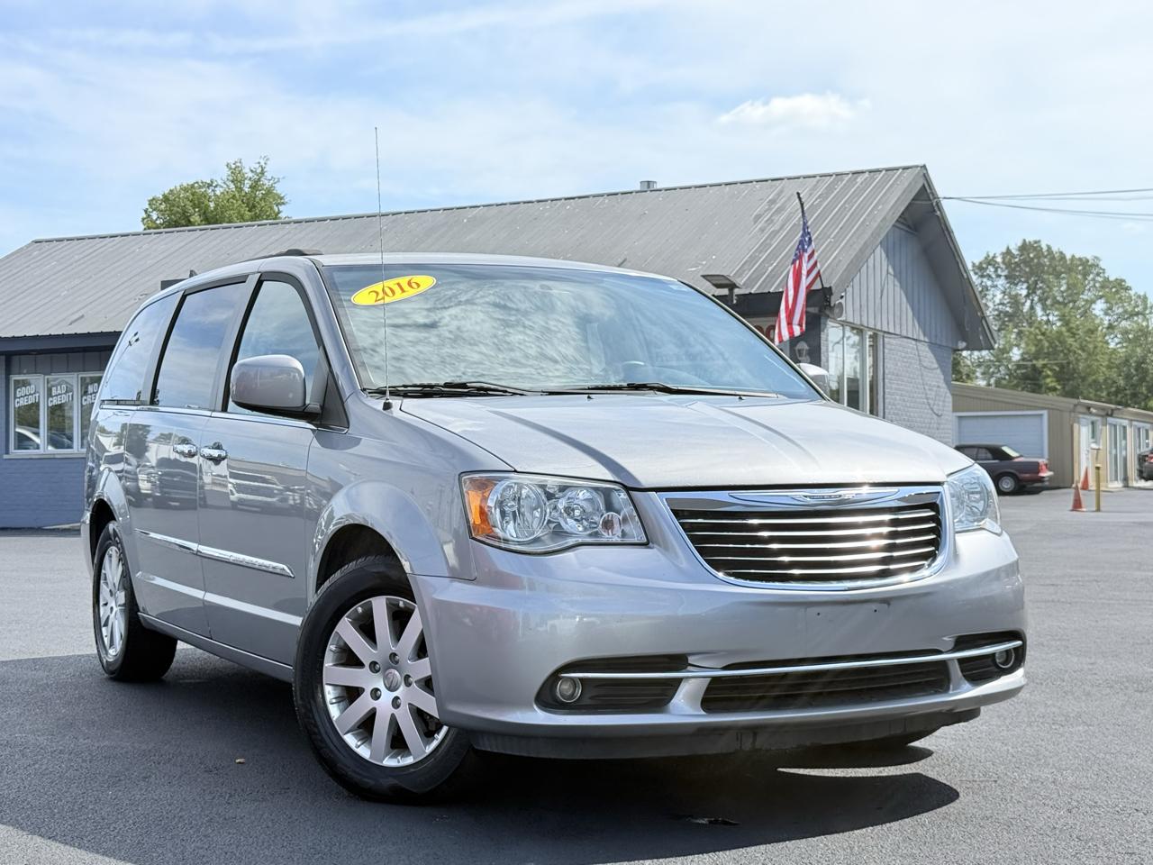 2016 Chrysler Town & Country 4dr Wgn Touring