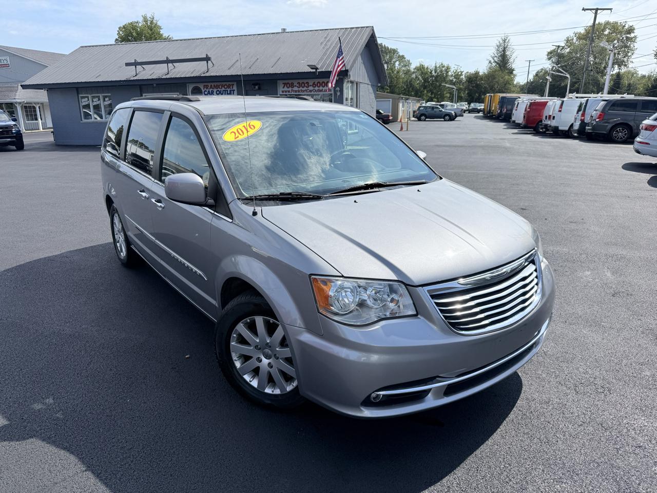 Chrysler Town & Country 4dr Wgn Touring 2016