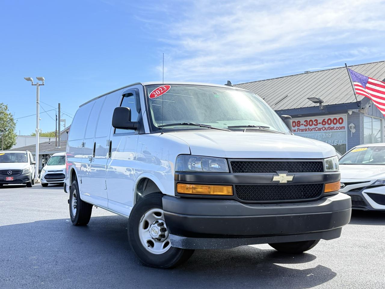 2023 Chevrolet Express Cargo Van RWD 2500 135"