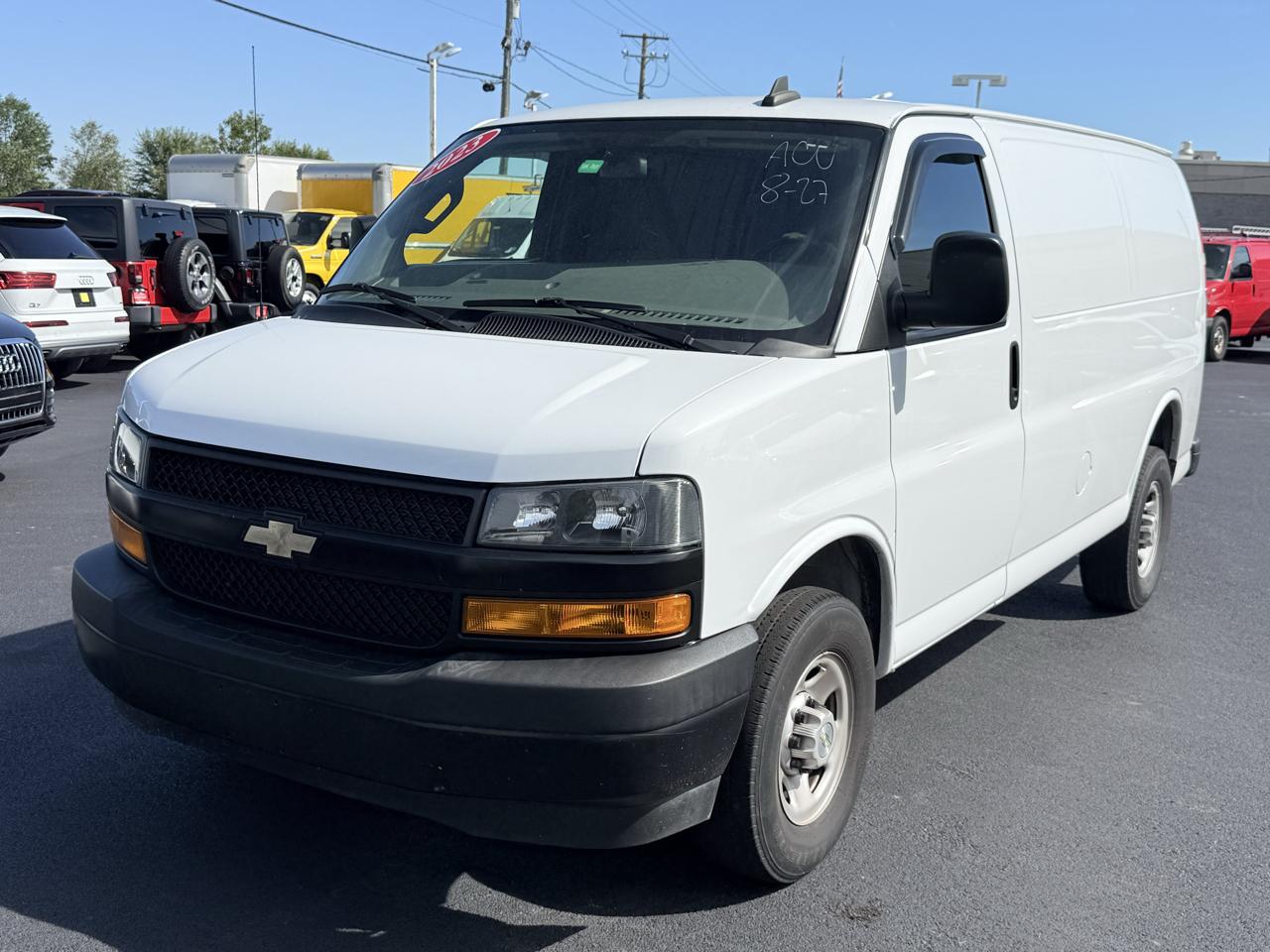 Chevrolet Express Cargo Van RWD 2500 135" 2023