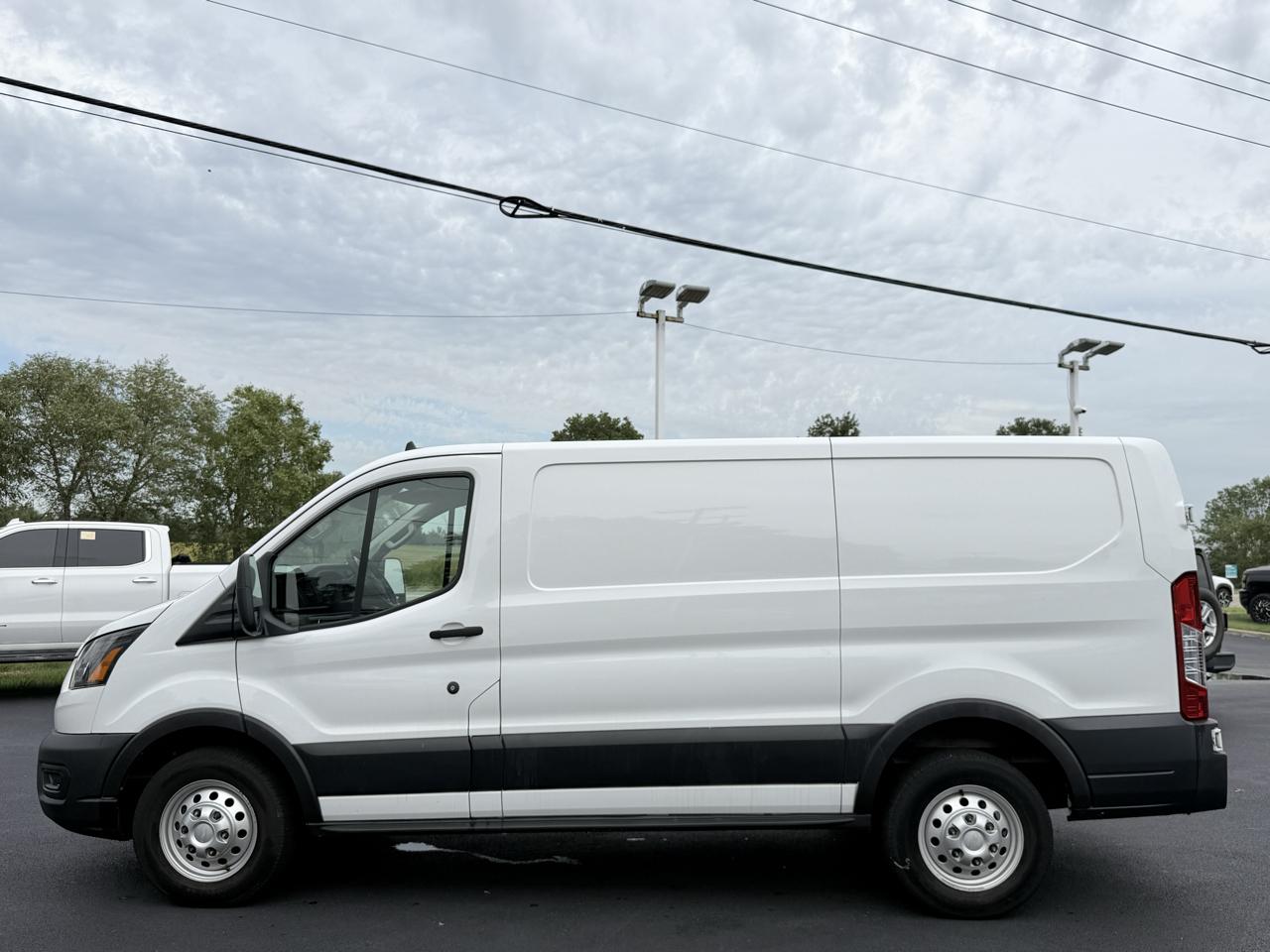 Ford Transit Cargo Van T-150 130" Low Rf 8670 GVWR AWD 2022