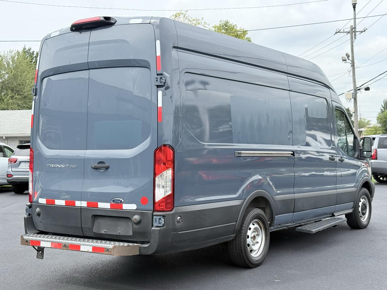 Ford Transit Van T-250 148" EL Hi Rf 9000 GVWR Sliding RH Dr 2019