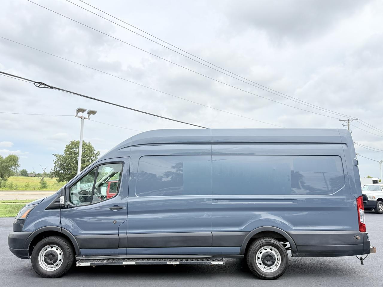 Ford Transit Van T-250 148" EL Hi Rf 9000 GVWR Sliding RH Dr 2019