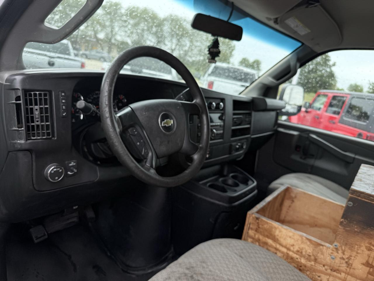 Chevrolet Express Cargo Van RWD 3500 135" 2016
