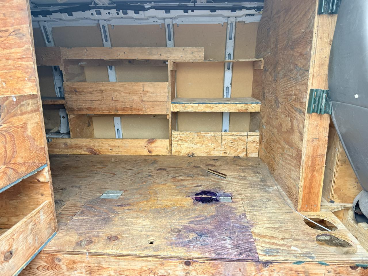 Chevrolet Express Cargo Van RWD 3500 135" 2016