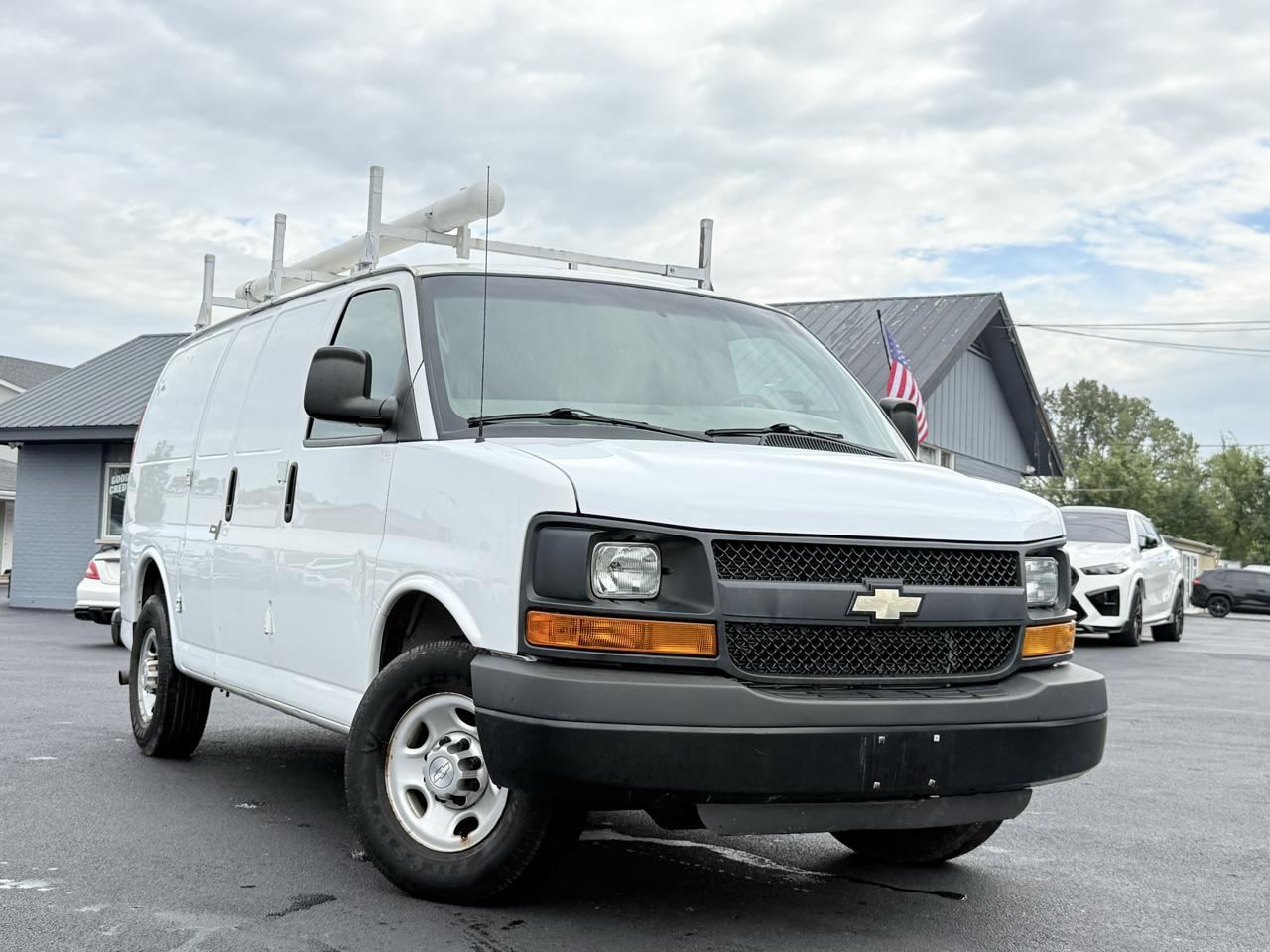 2015 Chevrolet Express Cargo Van RWD 2500 135"