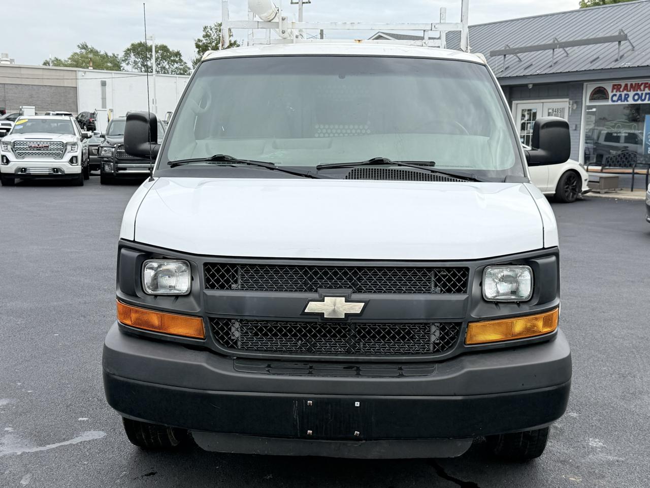 Chevrolet Express Cargo Van RWD 2500 135" 2015