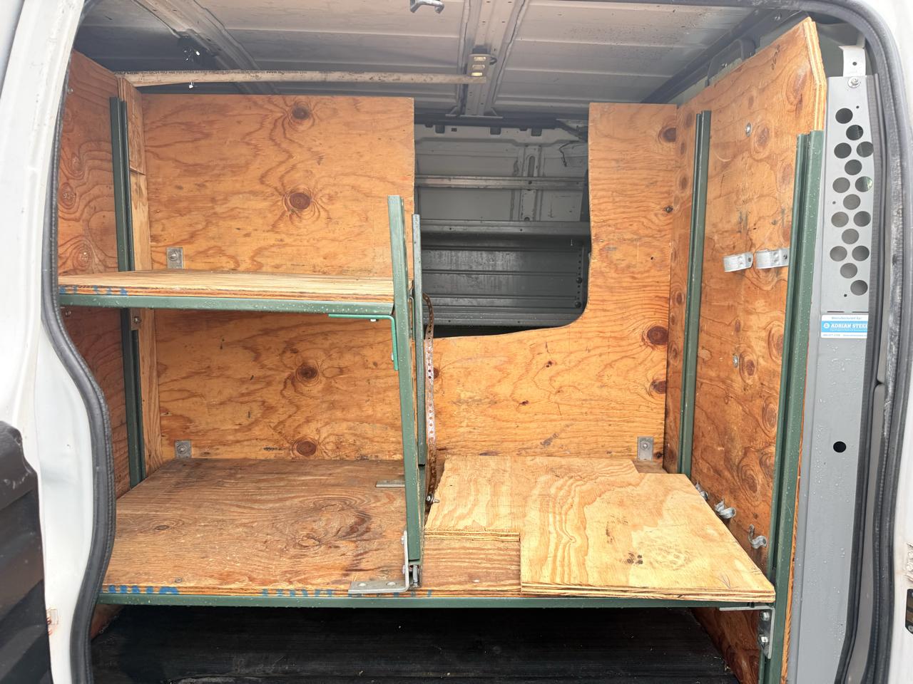 Chevrolet Express Cargo Van RWD 2500 135" 2015