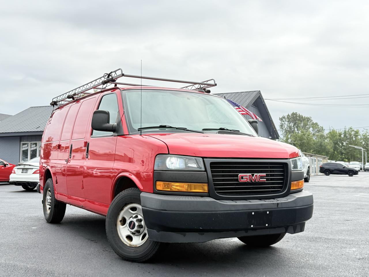 2019 GMC Savana Cargo Van RWD 3500 135"