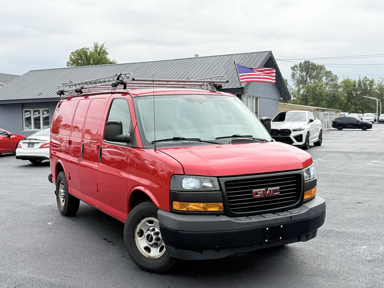 GMC Savana Cargo Van RWD 3500 135" 2019