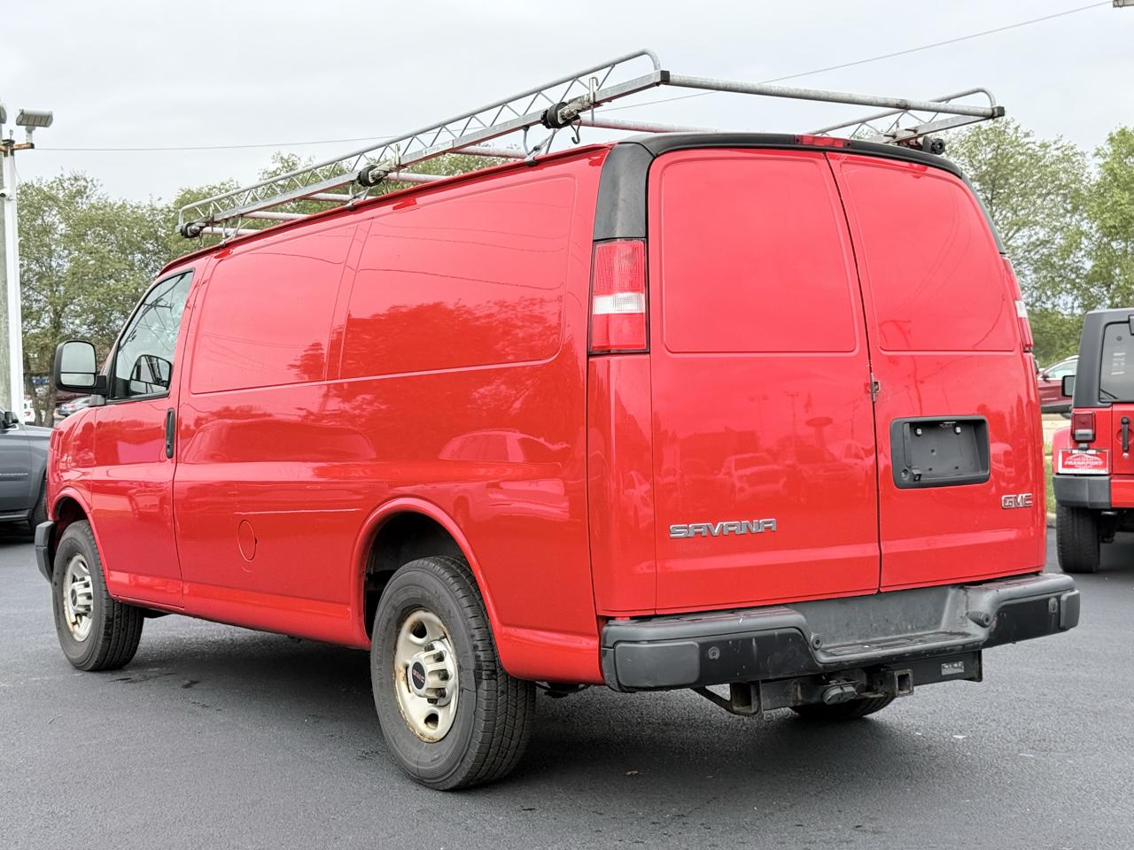 GMC Savana Cargo Van RWD 3500 135" 2019