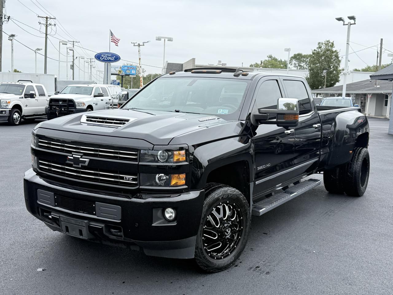 Chevrolet Silverado 3500HD 4WD Crew Cab 167.7" LTZ 2018