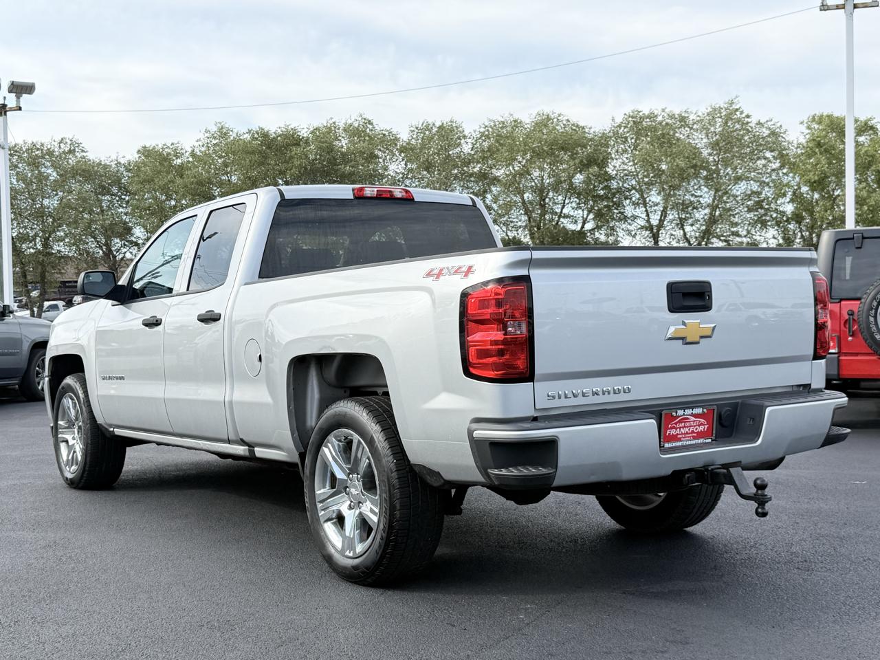 Chevrolet Silverado 1500 4WD Double Cab 143.5" Custom 2016