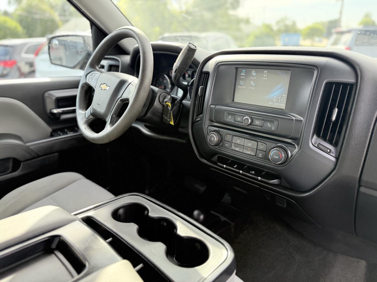 Chevrolet Silverado 1500 4WD Double Cab 143.5" Custom 2016