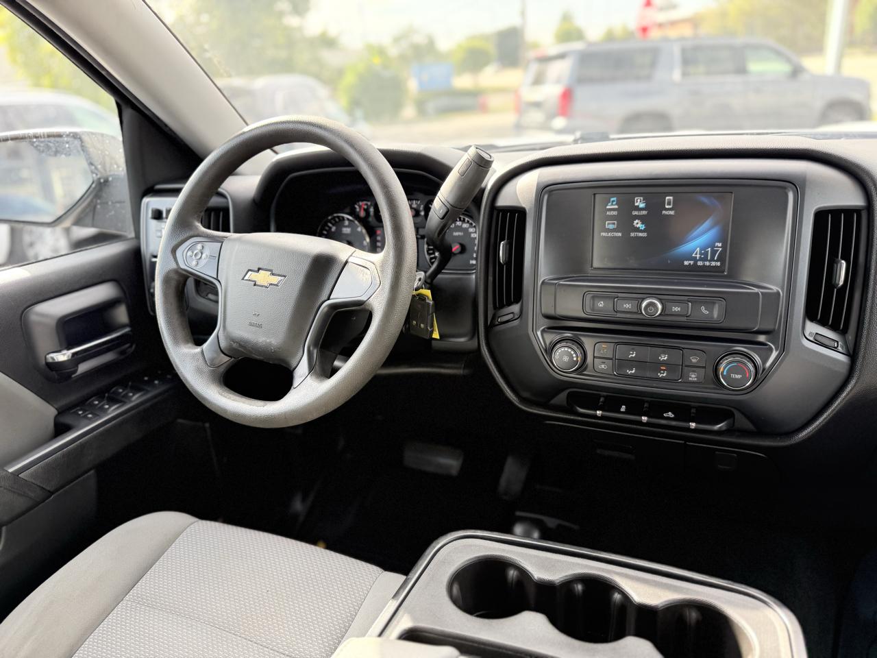 Chevrolet Silverado 1500 4WD Double Cab 143.5" Custom 2016