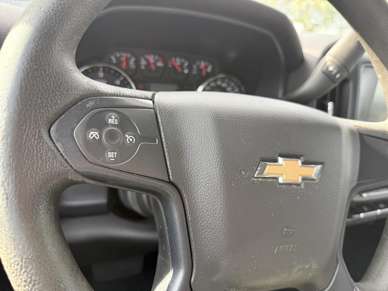 Chevrolet Silverado 1500 4WD Double Cab 143.5" Custom 2016
