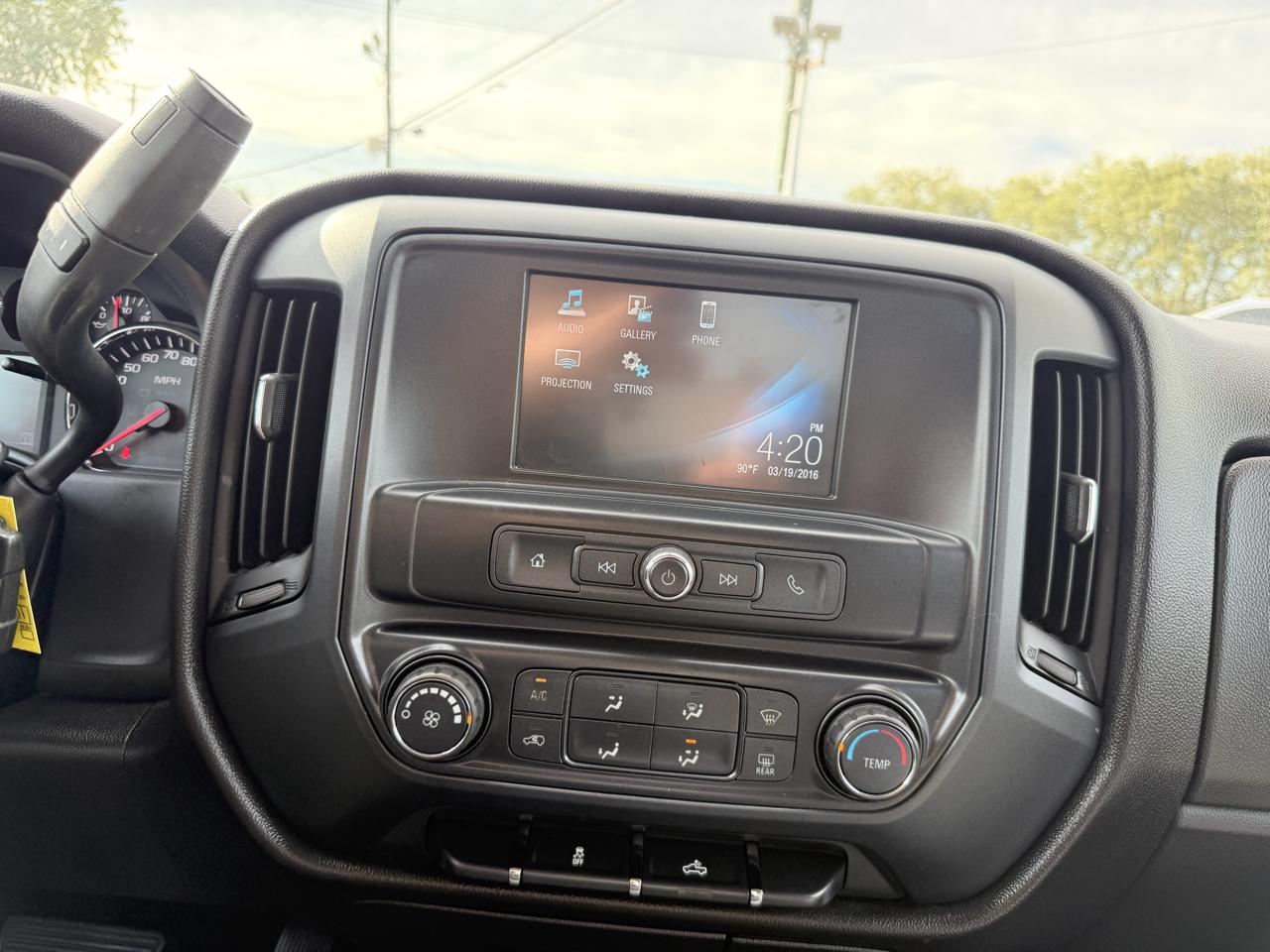 Chevrolet Silverado 1500 4WD Double Cab 143.5" Custom 2016