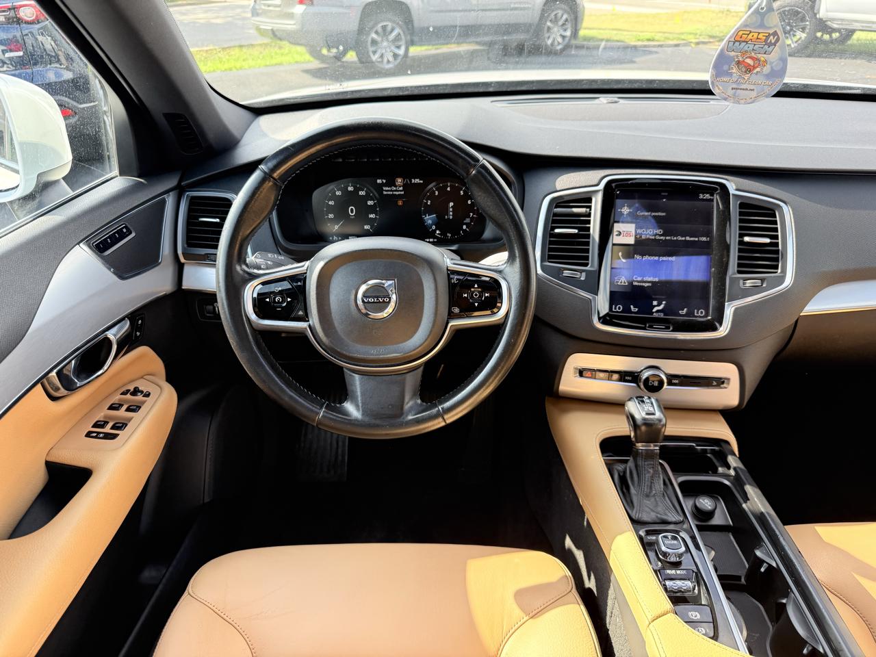 Volvo XC90 T6 AWD 7-Passenger Momentum 2017