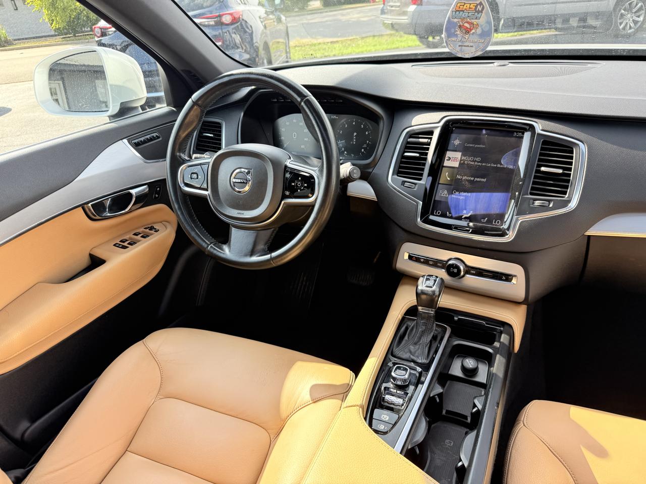 Volvo XC90 T6 AWD 7-Passenger Momentum 2017