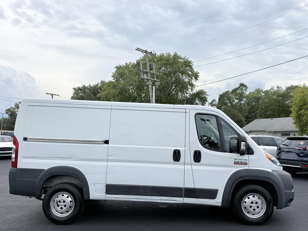 RAM ProMaster Cargo Van 1500 Low Roof 136" WB 2014