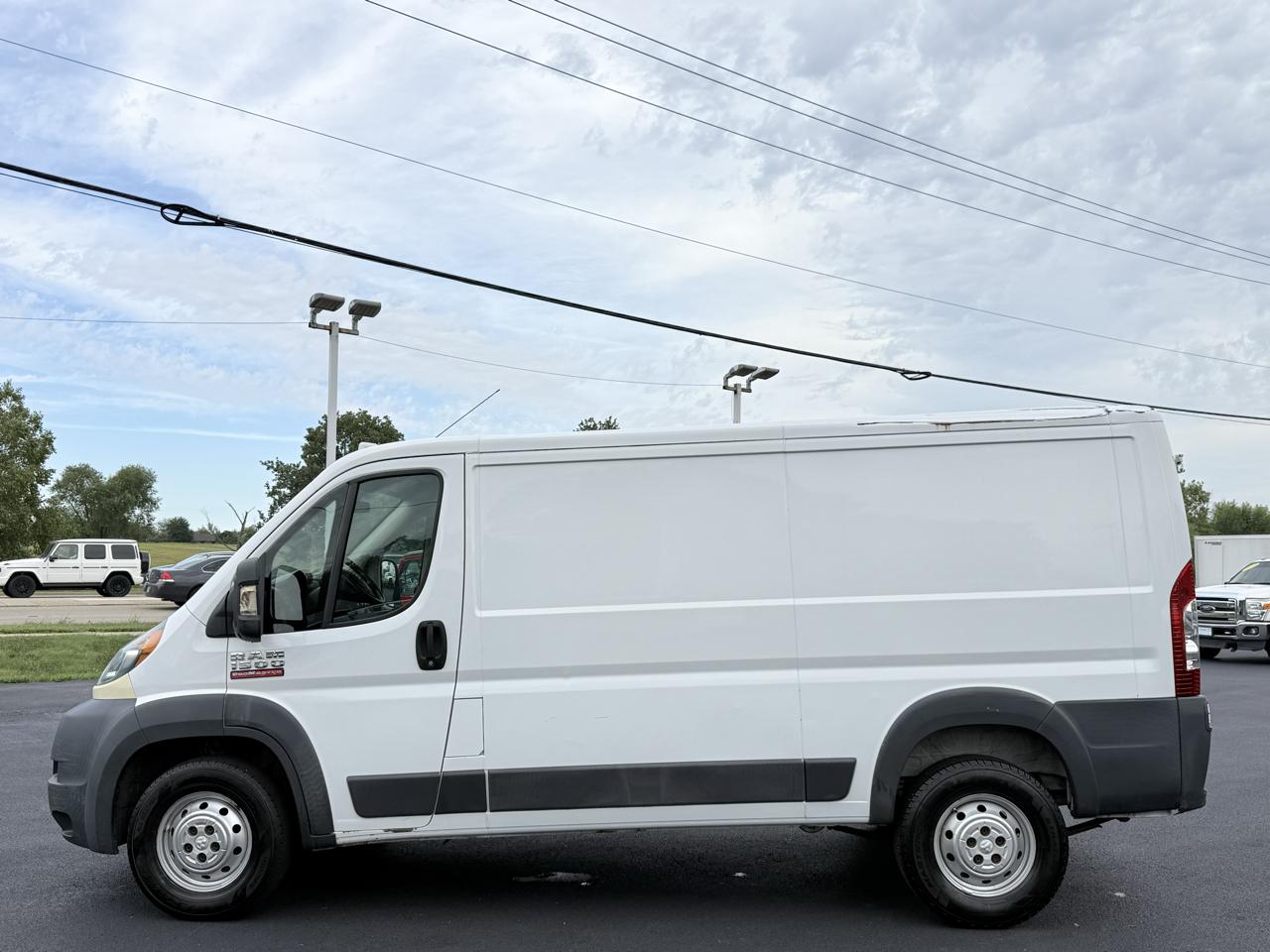 RAM ProMaster Cargo Van 1500 Low Roof 136" WB 2014