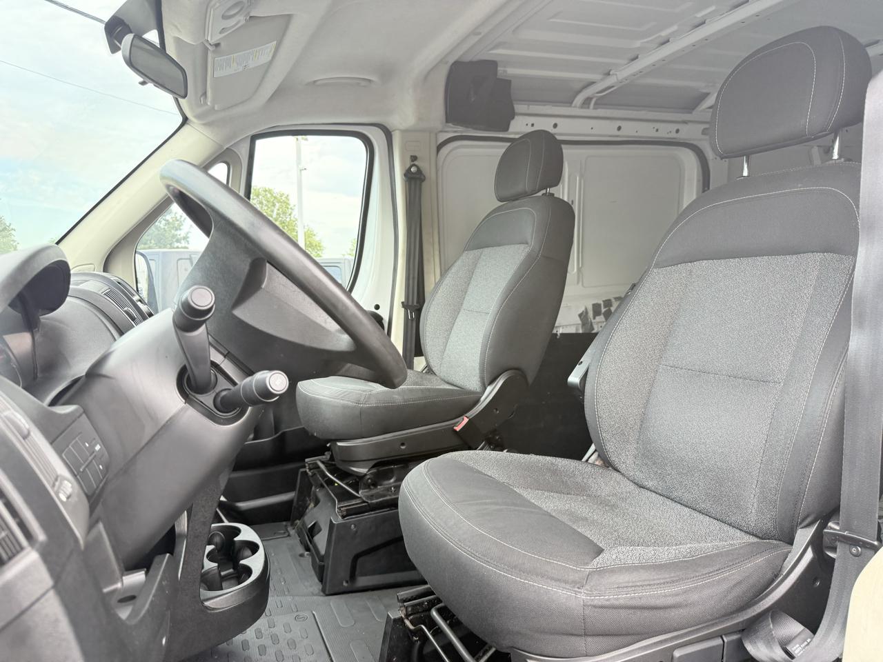 RAM ProMaster Cargo Van 1500 Low Roof 136" WB 2014