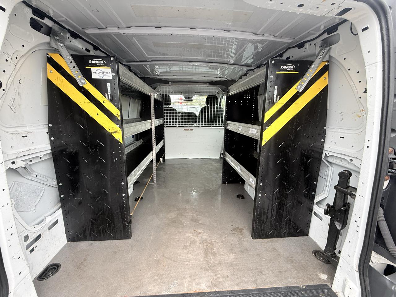 Mercedes-Benz Metris Cargo Van RWD 126" 2016