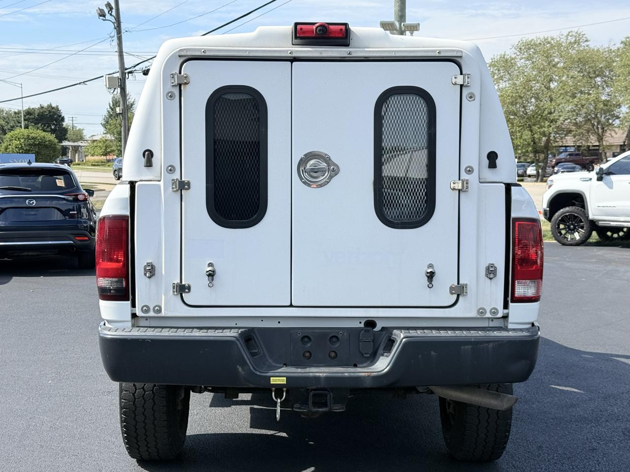 RAM 2500 Tradesman 4x4 Crew Cab 6'4" Box 2018