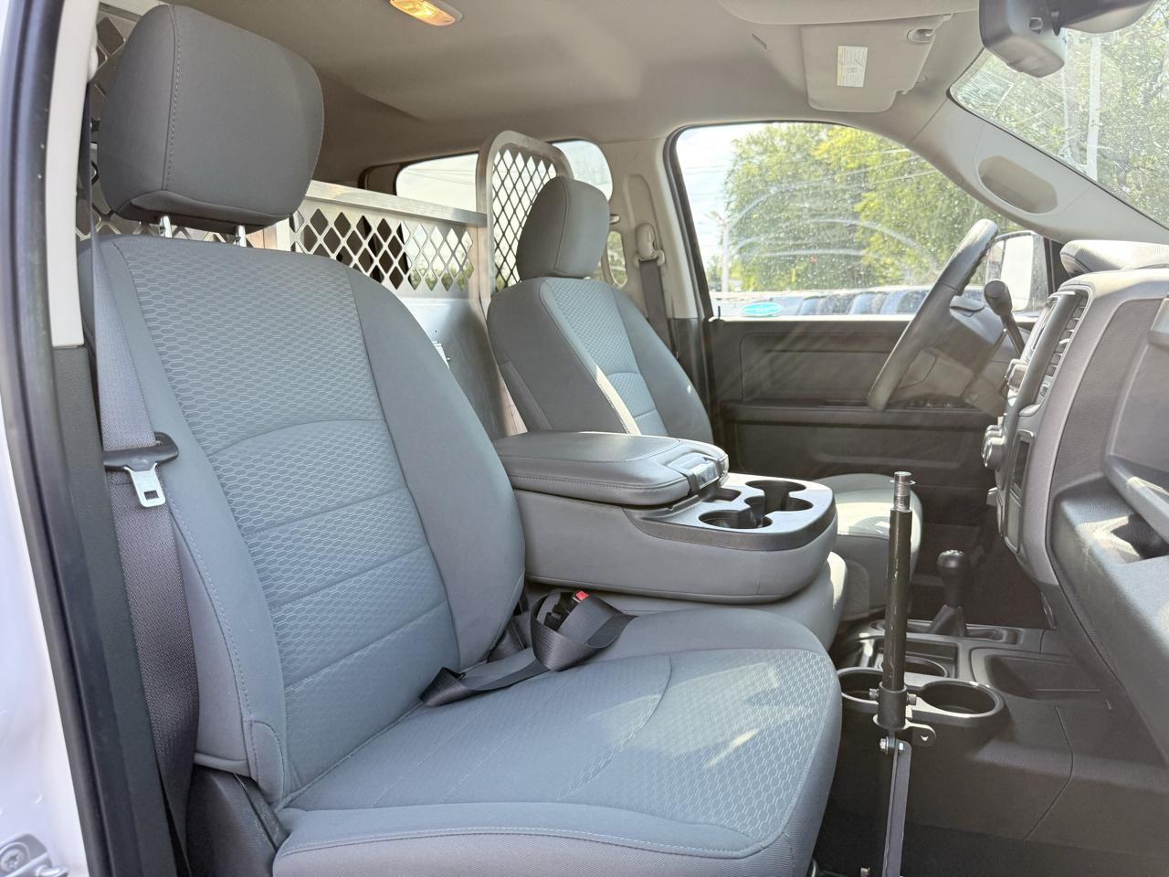RAM 2500 Tradesman 4x4 Crew Cab 6'4" Box 2018