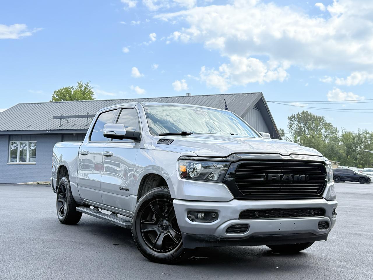 2020 RAM 1500 Big Horn 4x4 Crew Cab 5'7" Box