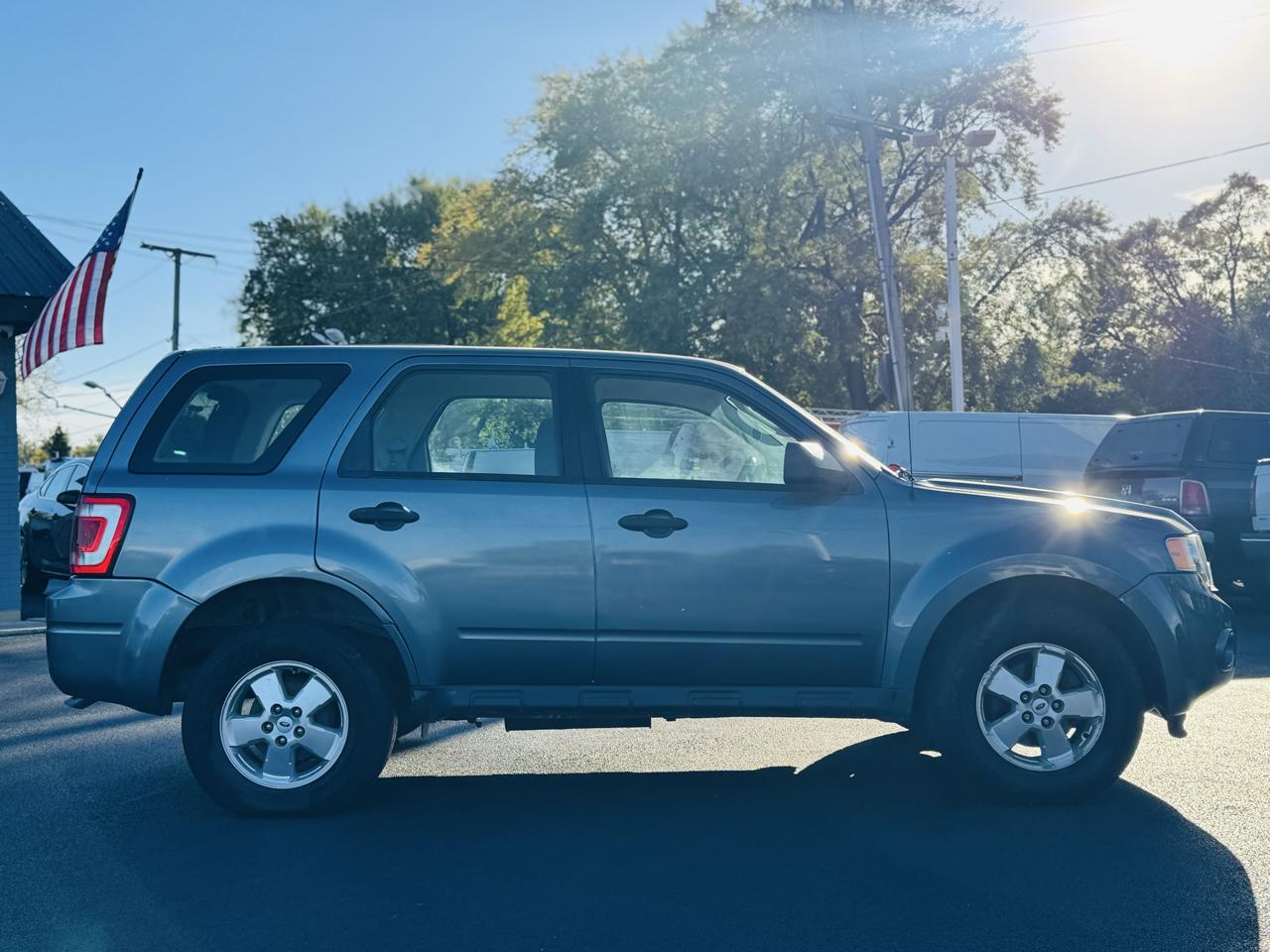 Ford Escape FWD 4dr XLS 2012