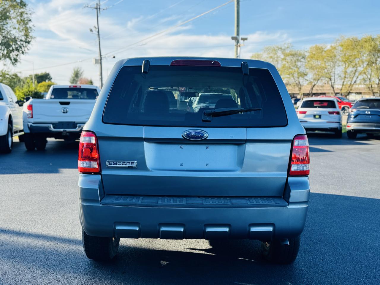 Ford Escape FWD 4dr XLS 2012