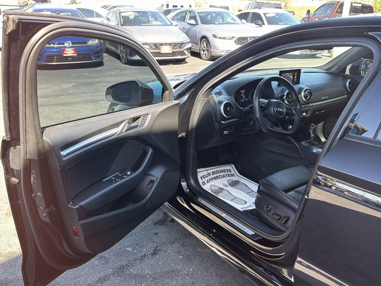 Audi A3 Sedan 2.0 TFSI Tech Premium Plus FWD 2018