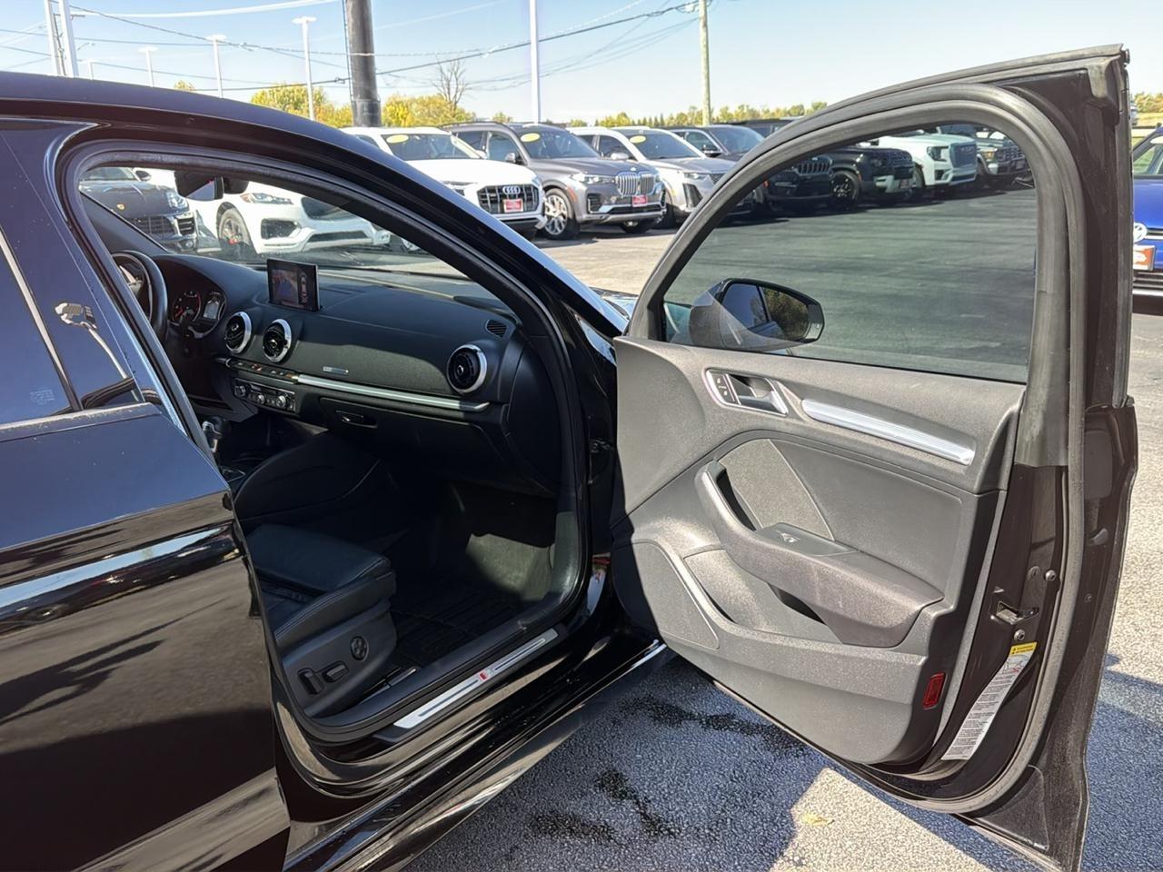 Audi A3 Sedan 2.0 TFSI Tech Premium Plus FWD 2018