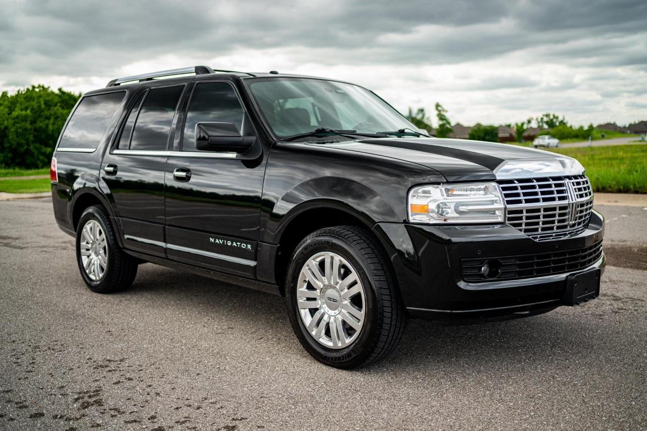 Lincoln Navigator 2WD 2012