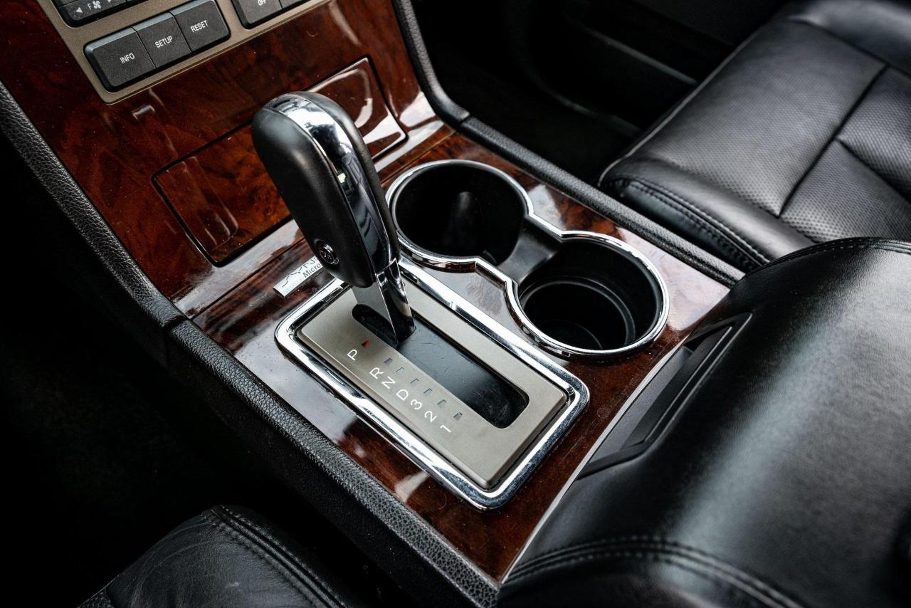 Lincoln Navigator 2WD 2012