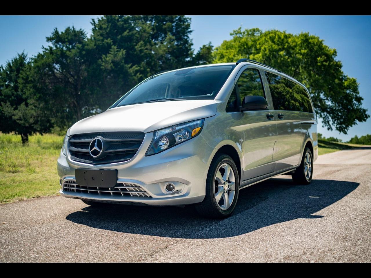 2016 Mercedes-Benz Metris Passenger Van