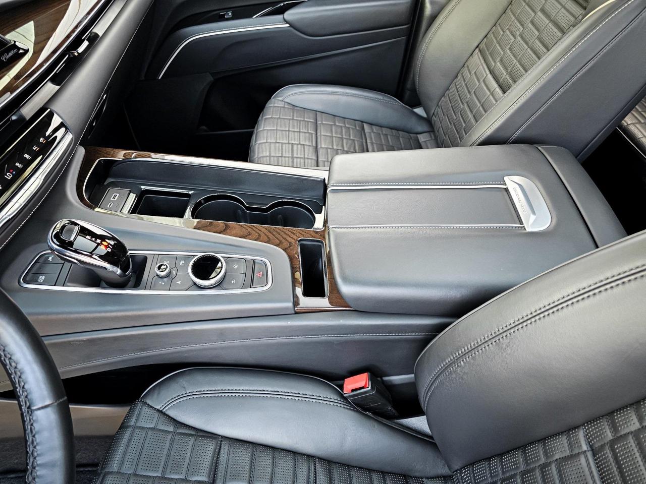 Cadillac Escalade Sport Platinum AWD 2022