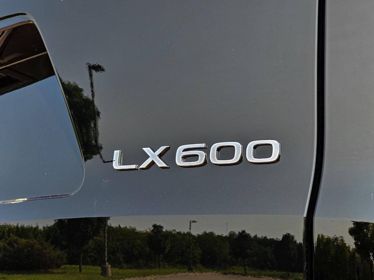 Lexus LX 600 F SPORT Handling 2023