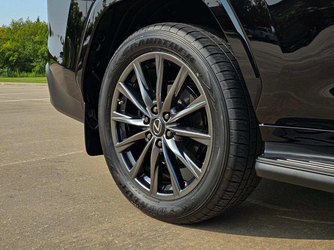 Lexus LX 600 F SPORT Handling 2023