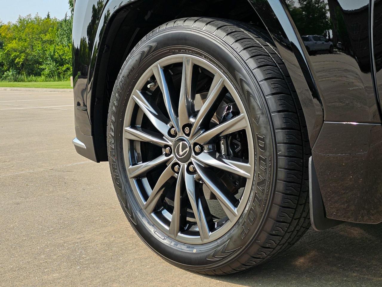 Lexus LX 600 F SPORT Handling 2023