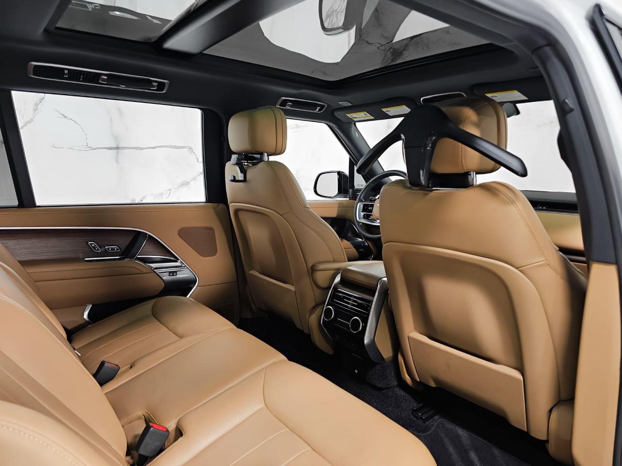 Land Rover Range Rover SE LWB 7 2024